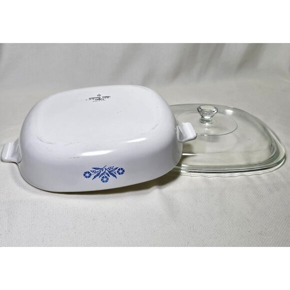 CorningWare Blue Cornflower Square Skillet/Casserole Dish with Lid P-9-B , Vint - Picture 7 of 10